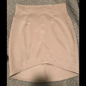 Akira red label neutral color skirt
